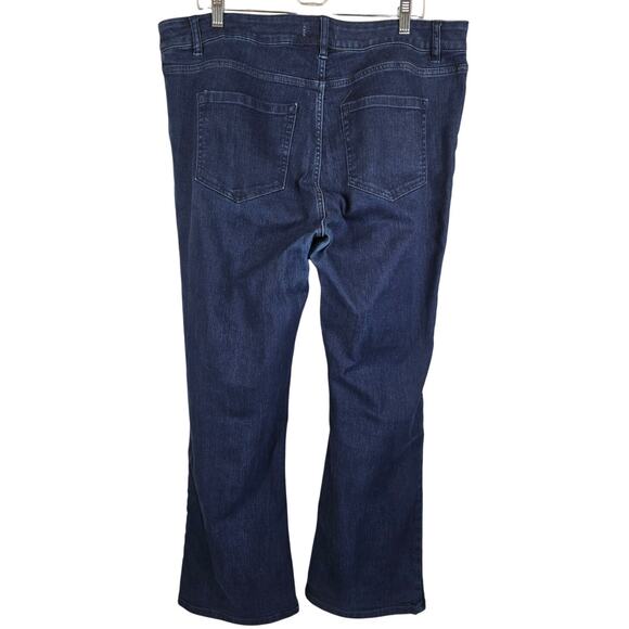 Lane Bryant Mid-Rise Boot Light Whiskering Women's  Denim Jeans 18 - Picture 2 of 3